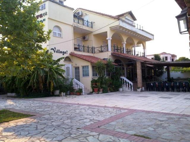 The Village Igoumenitsa Luaran gambar