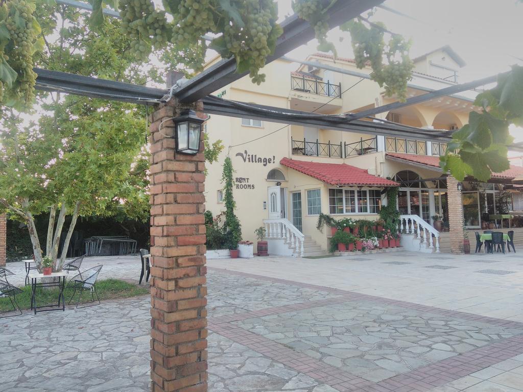 The Village Igoumenitsa Luaran gambar