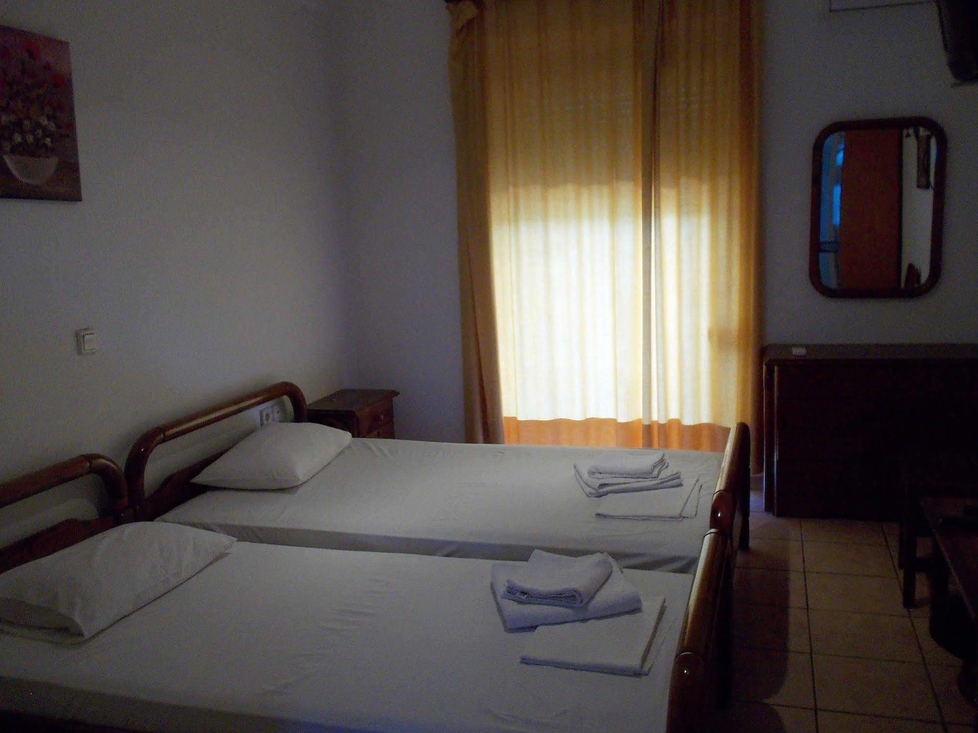 The Village Igoumenitsa Luaran gambar